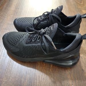 Nike Air Max 270 Shoes Triple Black AH8050-005